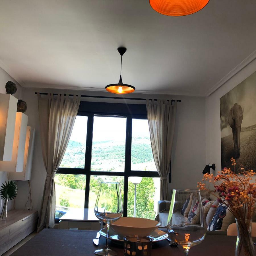Apartamento Ezcaray Con Piscina Zorraquin Luaran gambar